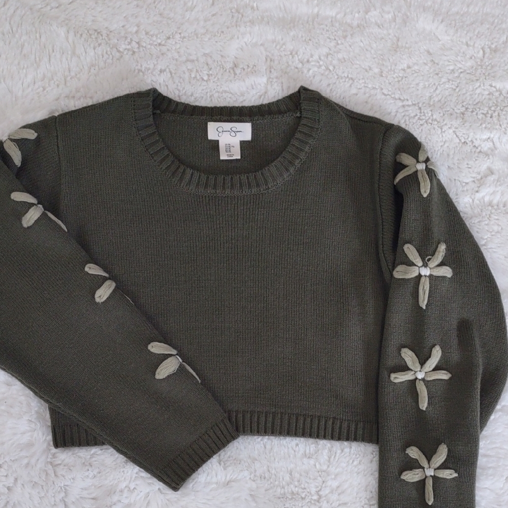 JESSICA SIMPSON, Size XL Green Sweater with Floral Sleeve Design - Picture 16 of 17